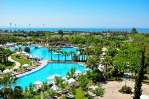 Antalya Flughafen nach Lara Taxi